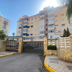 Moderno Y Completo Frente Al Mar Málaga